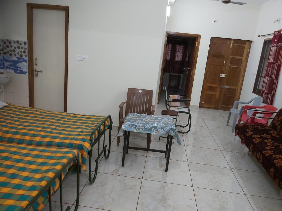 Suloram illam Apartment Chidambaram Bagian luar foto