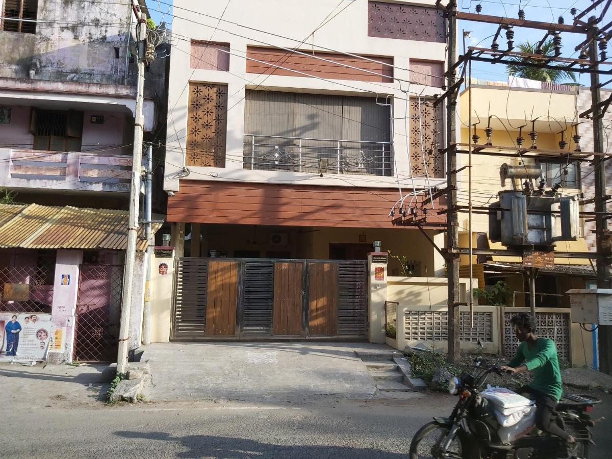 Suloram illam Apartment Chidambaram Bagian luar foto